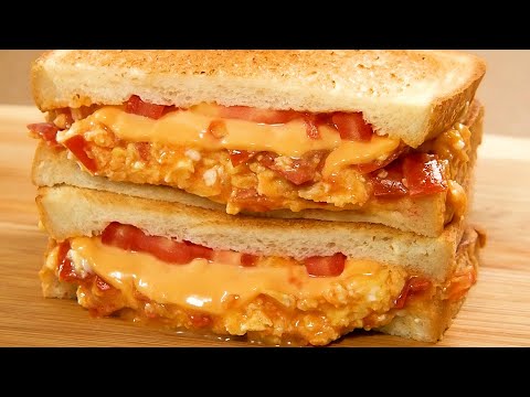 Tomato Scrambled Egg Sandwich 番茄滑蛋三明治