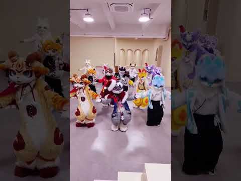 #dance The last #fursuitfriday  of the year  See you guys on 2024~#furrydance #FURSUIT #dancing