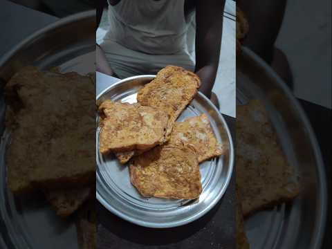 మృదువైన మరియు రుచికరమైన bread 🍞 omlette #ytshorts #shortvideos #breadomelette #breadrecipe #foodie