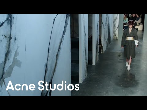 Acne Studios Women's Fall/Winter 2012 Show (short version)