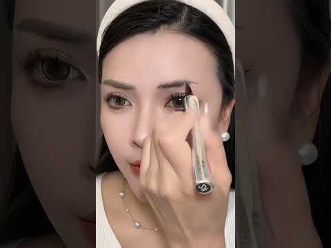 Flawless in Five: Quick & Easy Makeup #tutorial #makeuptutorial #makeup #tiktok #shorts #asmr