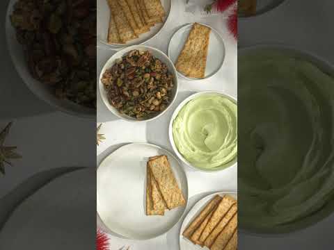 Festive Appetisers small plates -- Creamy Avocado Dip #appetizer #chrismas2024