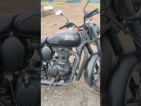 ROYAL ENFIELD BLACK CLASSIC 350 ATTITUDE WHATSAPP STETAS #shorts #bullet #royal #status #viral