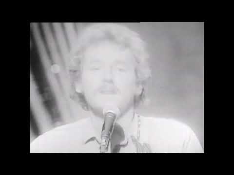 Sundown - Gordon Lightfoot { Live ! 1974 }