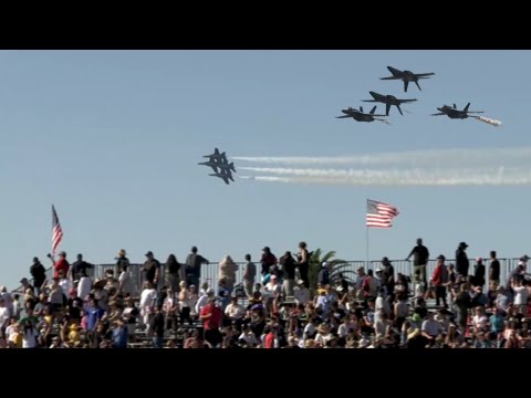 The Blue Angels' crazy stunts at the 2024 MCAS Miramar Airshow give you goosebumps!