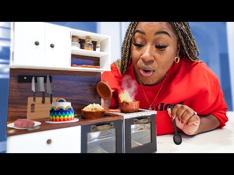 Cooking MINIATURE FOOD for the first time!