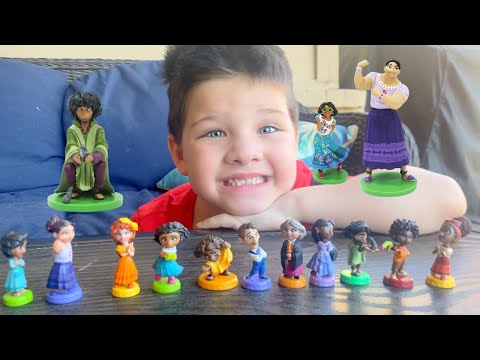 ENCANTO TOYS! Caleb Backyard Scavenger Hunt for Bruno, Mirabel  ENCANTO TOYS with Mommy!