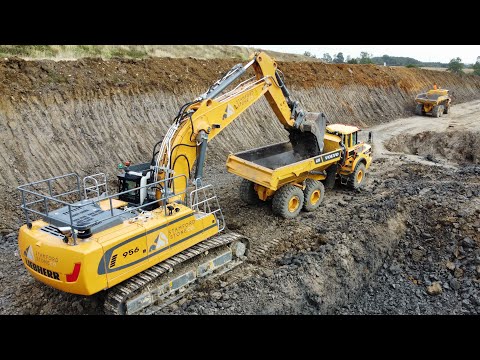 Moving mountains big diggers and dumpers