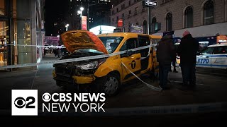 Witnesses rush to help mom, boy after New York City taxi jumps curb, 6 hurt