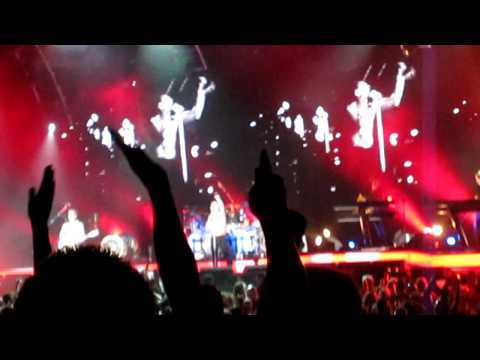 depeche mode - Never Let Me Down Again (Live Dallas 2009)