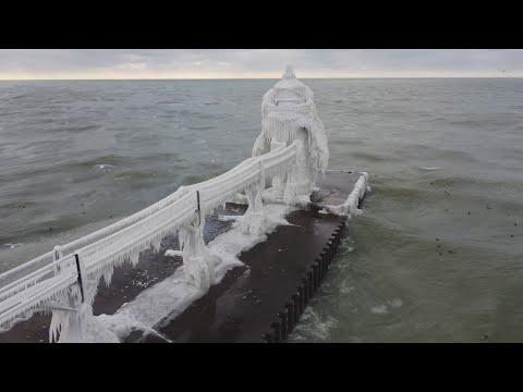 EPIC FROZEN LIGHTHOUSE - St. Joseph, Michigan Post Bomb Cyclone - 2022