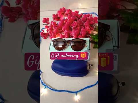 Vincent Chase Sunglasses Unboxing 🕶️ 🎁 #lenscart #unboxing  #shorts #trending #youtubeshorts #gift