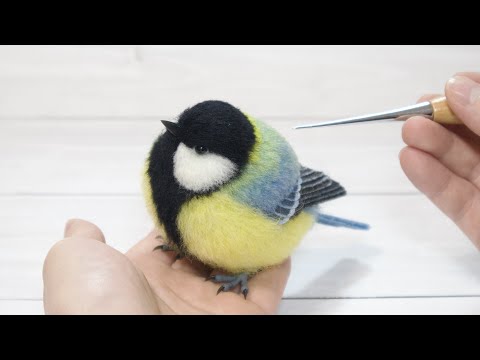 羊毛フェルトと3Dプリンターで作るまるまるシジュウカラ/ A perfectly round tit made with wool felt and a 3D printer.