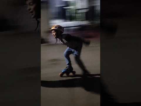 Night practice #skating #vairal #reaction #inlineskating