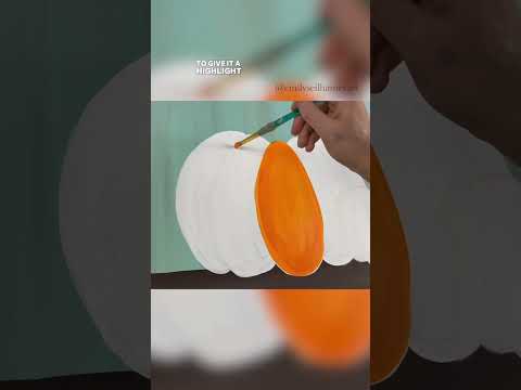 [clip] Painting the pumpkin orange with highlights 🎨 #easypainting #beginner #howto #pumpkin