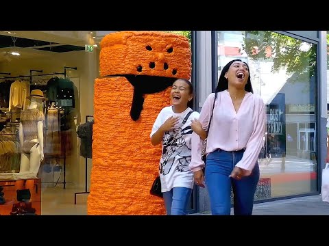 The Carrot doesn't do High Fives !! Angry Carrot Prank !!