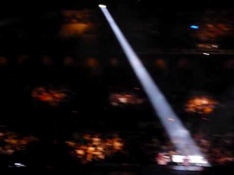 郭富城 Aaron Kwok De Show Reel Live In Concert 09 [30 May 2009] Talk about Piano