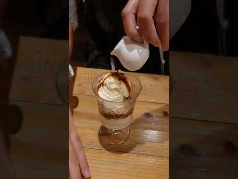 台北市 WoWffizi Cafe&Bistro 烏菲茲餐酒館 香草冰淇淋佐義式濃縮咖啡(Affogato)