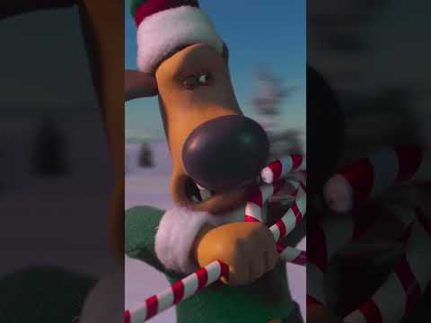 High speed sleigh chase! 🐑🎄 Shaun the Sheep: Flight Before Christmas Movie Clip #shorts