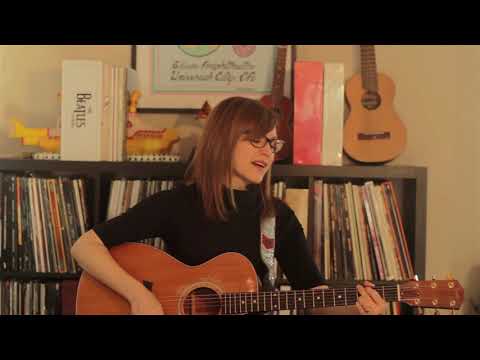 Lisa Loeb #StayHomeTogether- "Sing Out"