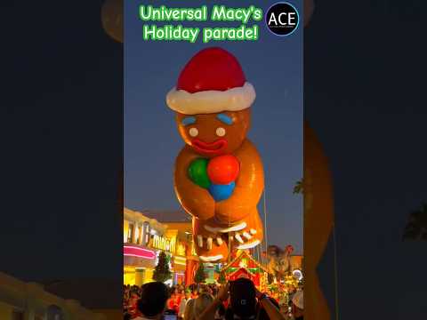 Universal Studios Holiday Parade featuring Macy's, Shrek, Despicable Me Minions and Santa! #shorts