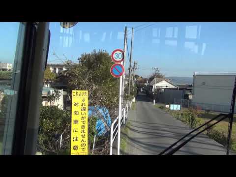 大型路線バスが狭隘道路を進む 【富士急湘南バス】