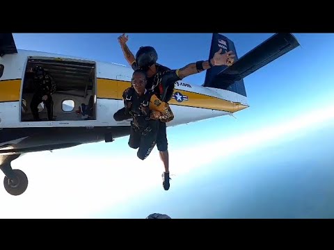 Golden Knights‼️ US soldiers parachute on Galveston Island!