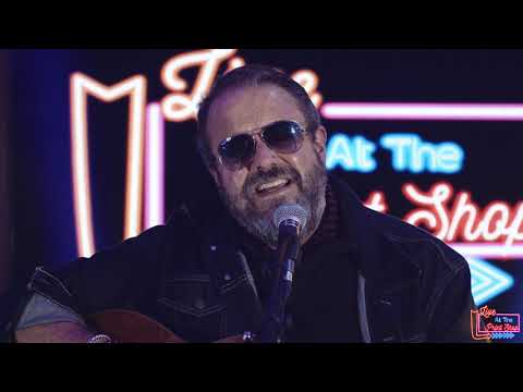 Raul Malo - "The Lucky One" (Live at the Print Shop)