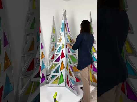 Making a "stained glass" themed Christmas tree! #christmastree #diychristmastree #crafting