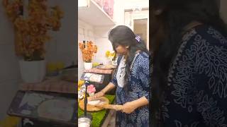 How I Shoot My Cooking Video#cooking vlog #gulabi sari#kritika kitchen #shorts#youtubeshorts