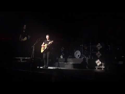 Girl has seizure during Rise Against Concert