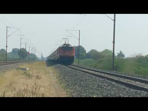 22938-Rewa Rajkot Express With Wap-4 Great Track Sound.