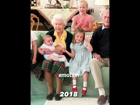 Queen Elizabeth II and some of her grandchildren and great grandchildren #foryourpage#queenelizabeth