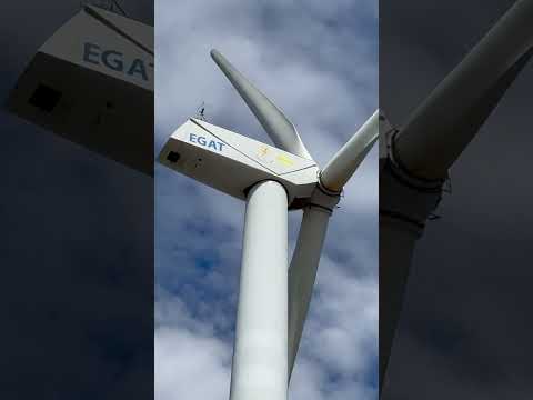 Wind Turbines กังหันลมผลิตไฟฟ้าขนาด 3 ใบพัด