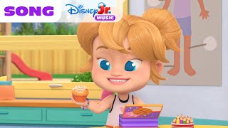 Kindergarten: The Musical "My Favorite Food" Song 🎶 | @disneyjr