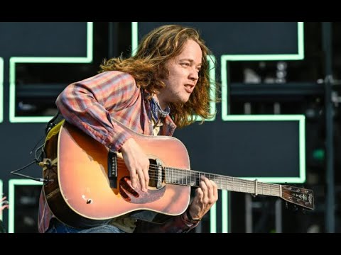 Billy Strings on Black Sabbath's "Planet Caravan" Worcester, MA 7/31/24