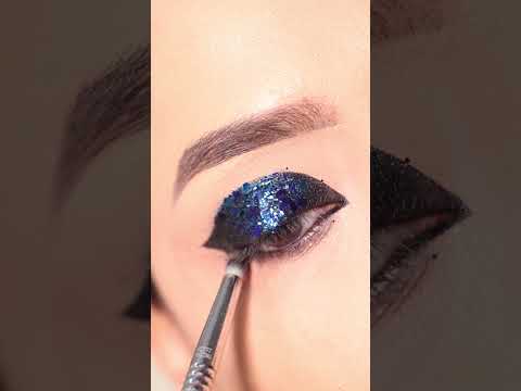 Blue Glitter Party Eyeshadow Look || Shilpa #shorts #eyeshadowtutorial #eyemakeup