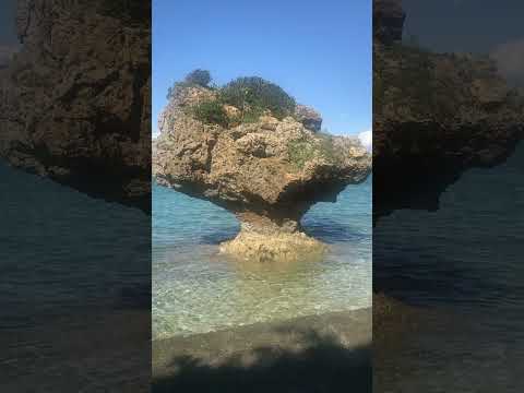 Rock formations at Hamahiga island, Okinawa | Haisai Gaijin san! |