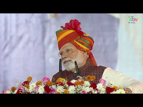 नारी शक्ति को मजबूत करने के लिए हम अनेक नई योजनाएं बना रहे हैं : पीएम Narendra Modi