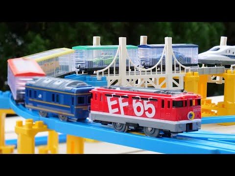 JR Shinkansen Plarail station rotary & transparent train car carrying Tomica