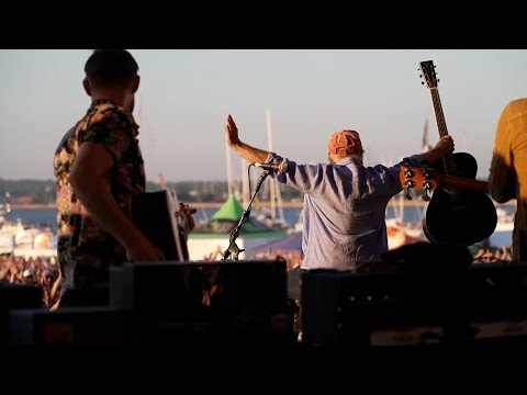 Graceland with Nathaniel Rateliff & Paul Simon live at the 2022 Newport Folk Festival