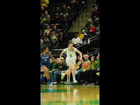 Eliza Mevius Behind Back Dish vs. Air Force | Oregon Women's basketball