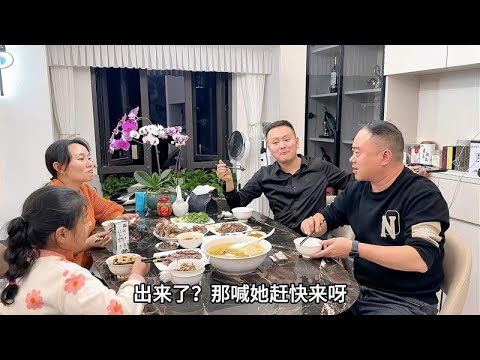 秋冬季节吃羊肉，老公简单处理做出来，吃着都说安逸