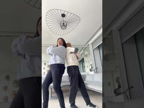 When #rosé  meets #souljaboy #apt #crankthat #mashup  #dancechallenge  #shortdance