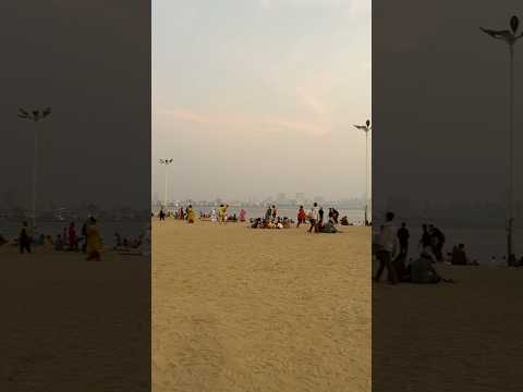 Mumbai famous Girgaon Chowpatty #mumbai #girgaonchowpatty #travelvideo #shorts #short #shortsvideo