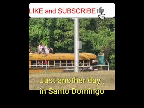 CRAZY -Riding ON TOP of the bus in Santo Domingo #crazy #santodomingo #dominican #passportbros #loco