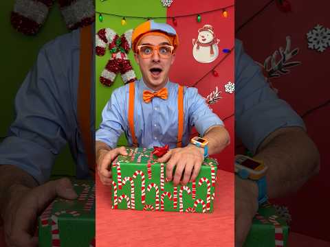 LET'S Unwrap Presents 🎁🎁 on Christmas Morning with Blippi! #blippi #shorts