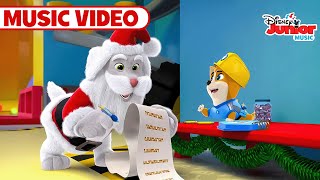 Santa’s Helpers 🎅| Holiday Music Video 🎶| Pupstruction | @disneyjr​