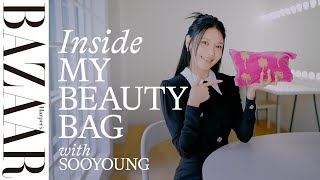 【SooYoung／スヨン】愛用メイクポーチの中身を公開。全編日本語でトーク！｜Inside My Beauty Bag｜ハーパーズ バザー（Harper's BAZAAR）公式