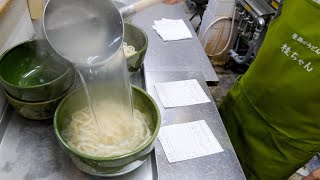 【一品で勝負】メニューひとつだけの繁盛店！大阪うどん屋大将の１日に密着丨Udon Noodles in Osaka